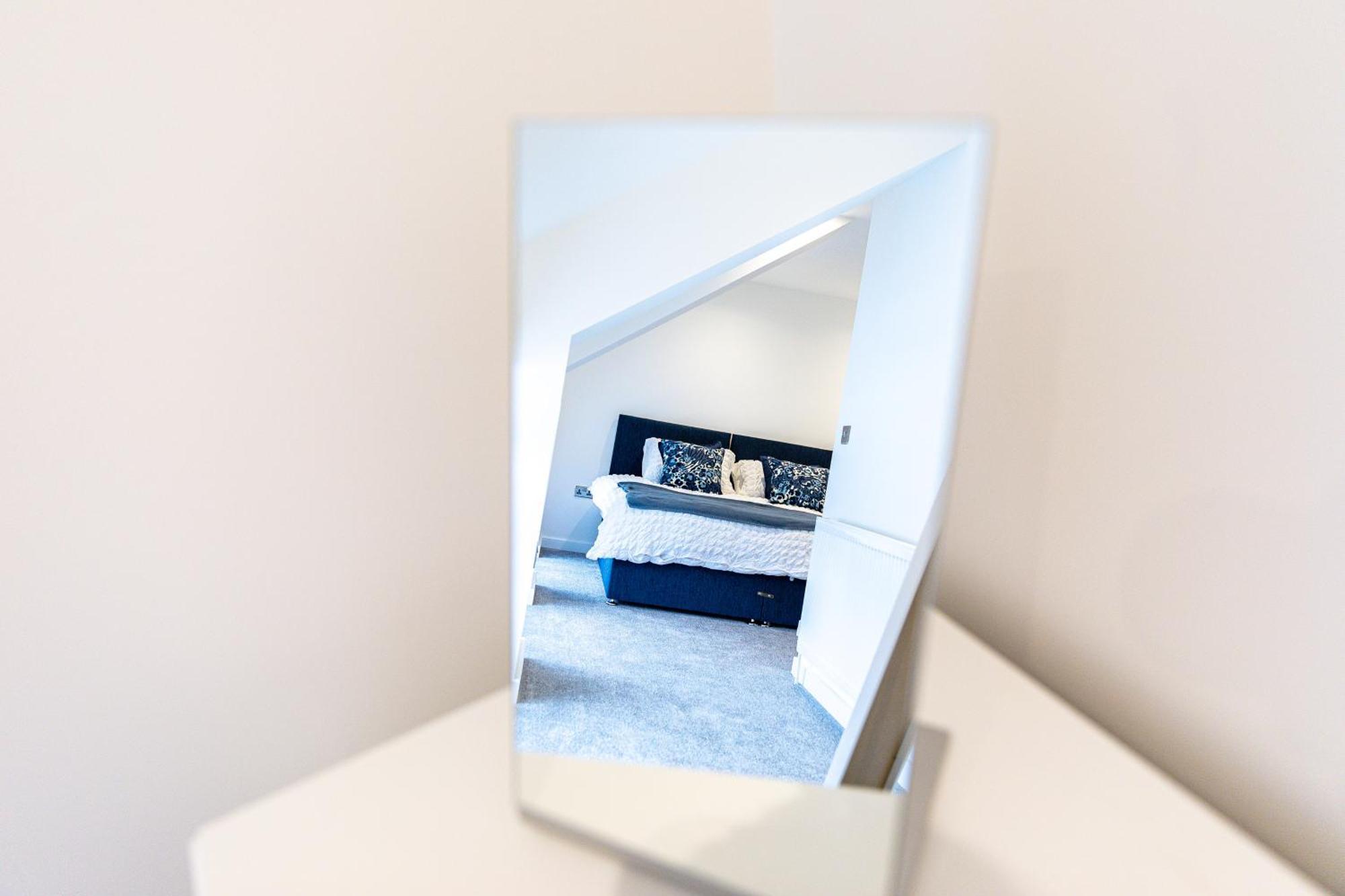 شقة Stylish & Contemporary 2-Bed Townhouse - Parking - Wi-Fi - Netflix وركسوب المظهر الخارجي الصورة