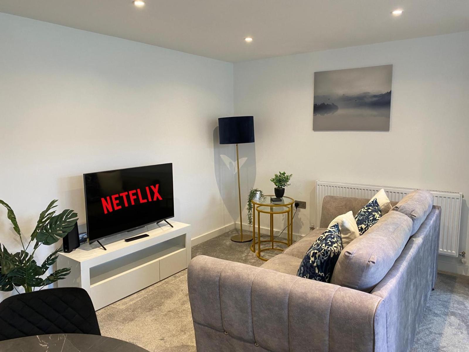 شقة Stylish & Contemporary 2-Bed Townhouse - Parking - Wi-Fi - Netflix وركسوب المظهر الخارجي الصورة