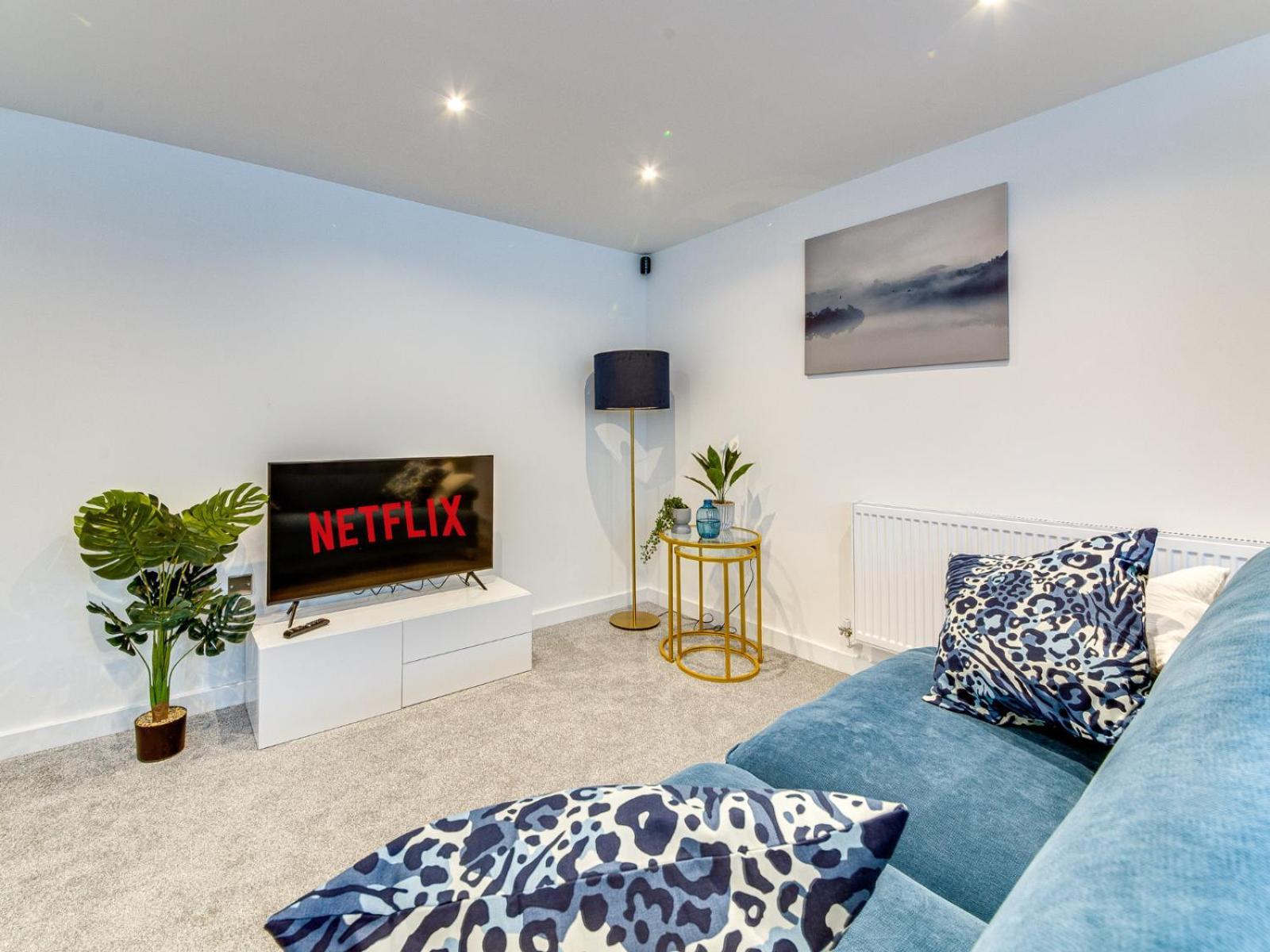شقة Stylish & Contemporary 2-Bed Townhouse - Parking - Wi-Fi - Netflix وركسوب المظهر الخارجي الصورة